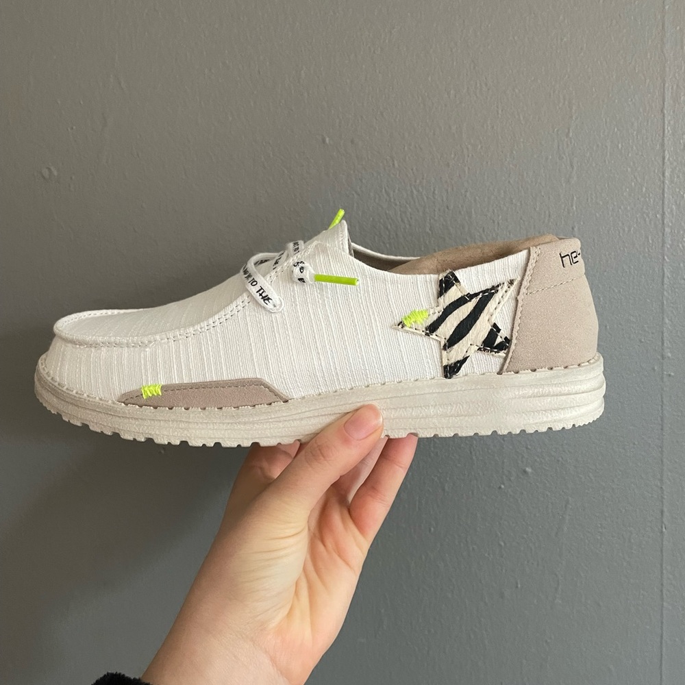 NWT Hey Dude Shoes